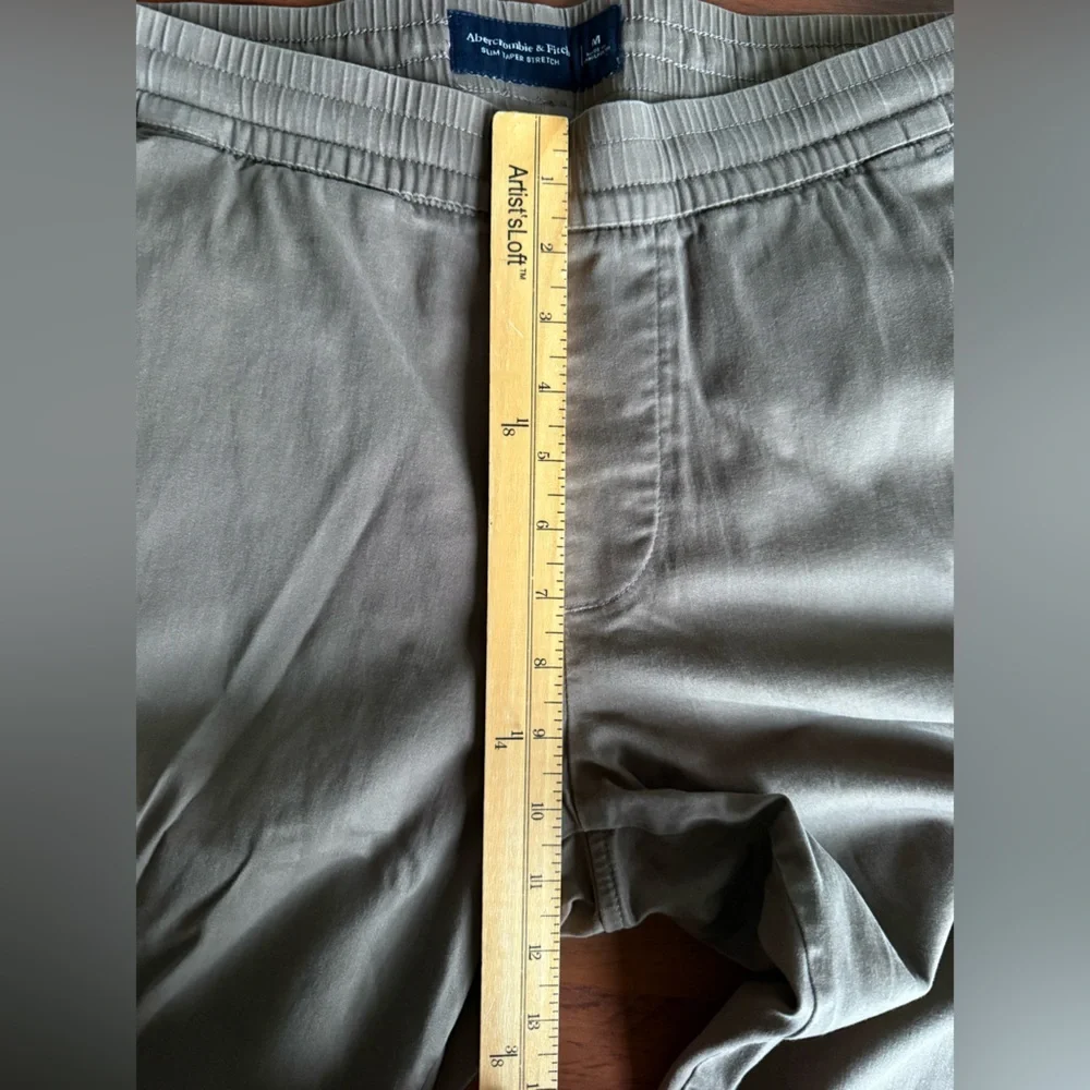 Abercrombie & Fitch Men’s Slim‎ Taper Stretch